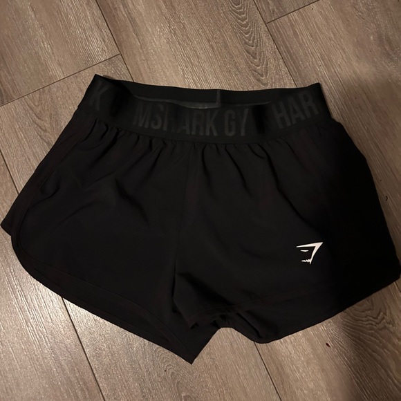 Gymshark shorts - Picture 2 of 3